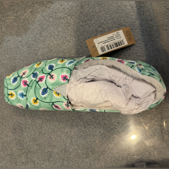 Holiday TOMS Alpargata Slip-Ons - Picture 2 of 4